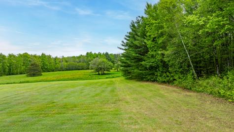 303 Williams Road Bradford ME 04410
