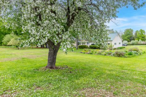 303 Williams Road Bradford ME 04410