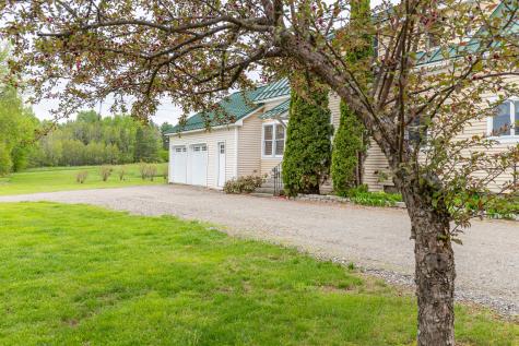 303 Williams Road Bradford ME 04410