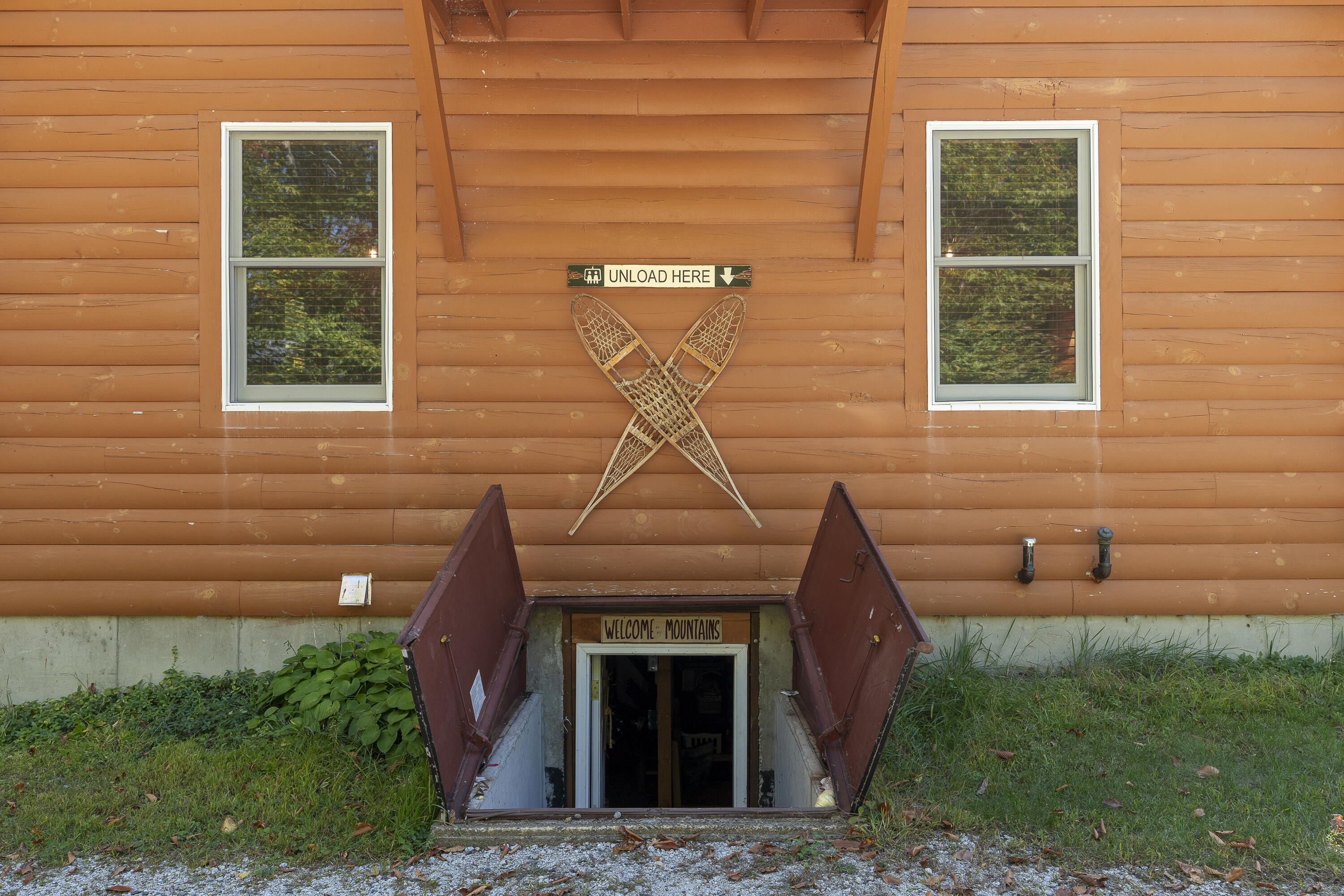 34 Log Cabin Lane Greenwood ME 04255