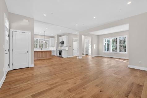 9 Acorn Avenue Kennebunkport ME 04046