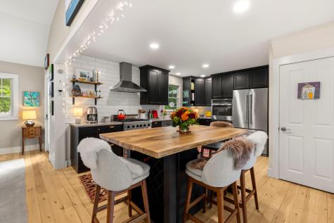 83 Brixham Road York ME 03909