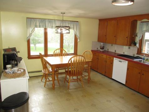 57 North Road Yarmouth ME 04096