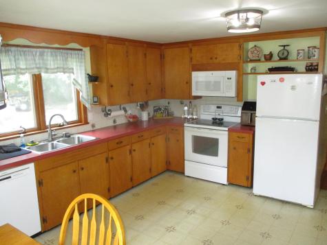 57 North Road Yarmouth ME 04096