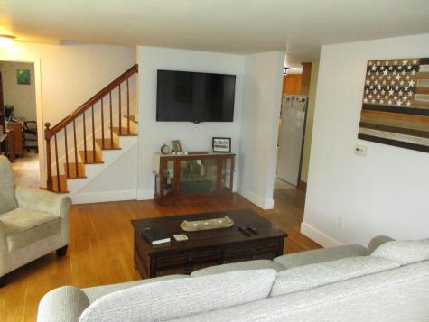 57 North Road Yarmouth ME 04096