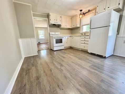 23 Carver Road Hampden ME 04444