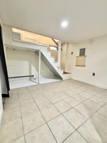 23 Carver Road Hampden ME 04444