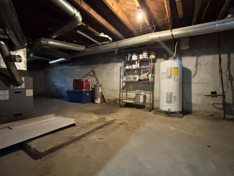 23 Carver Road Hampden ME 04444