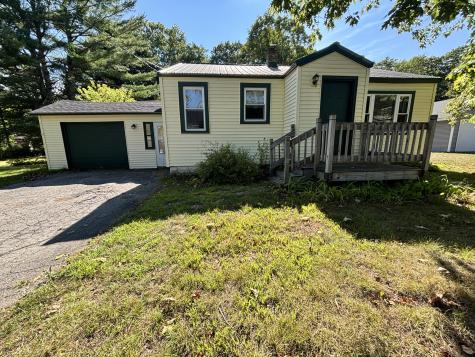 23 Carver Road Hampden ME 04444