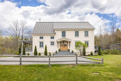 47 Fairy Tail Lane Yarmouth ME 04096