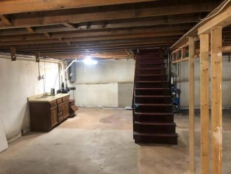 12 Saint Patrick Avenue Lewiston ME 04240