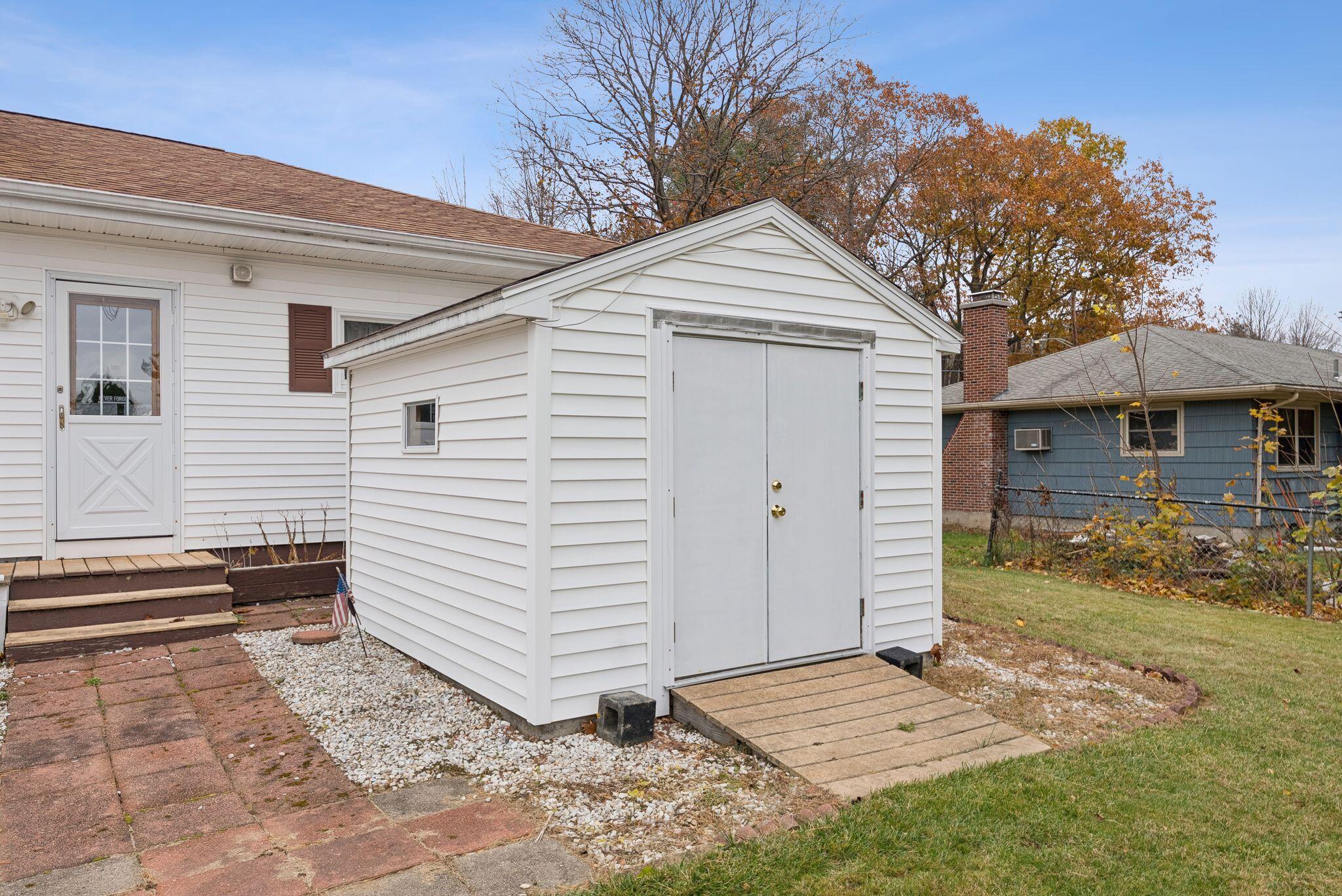 39 Montello Street Lewiston ME 04240