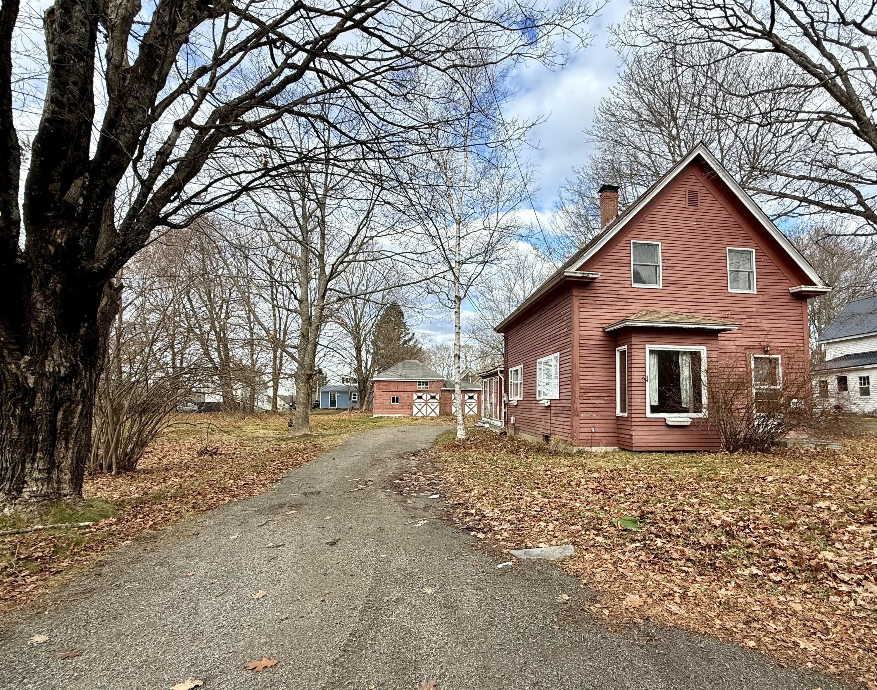 91 Downes Street Calais ME 04619