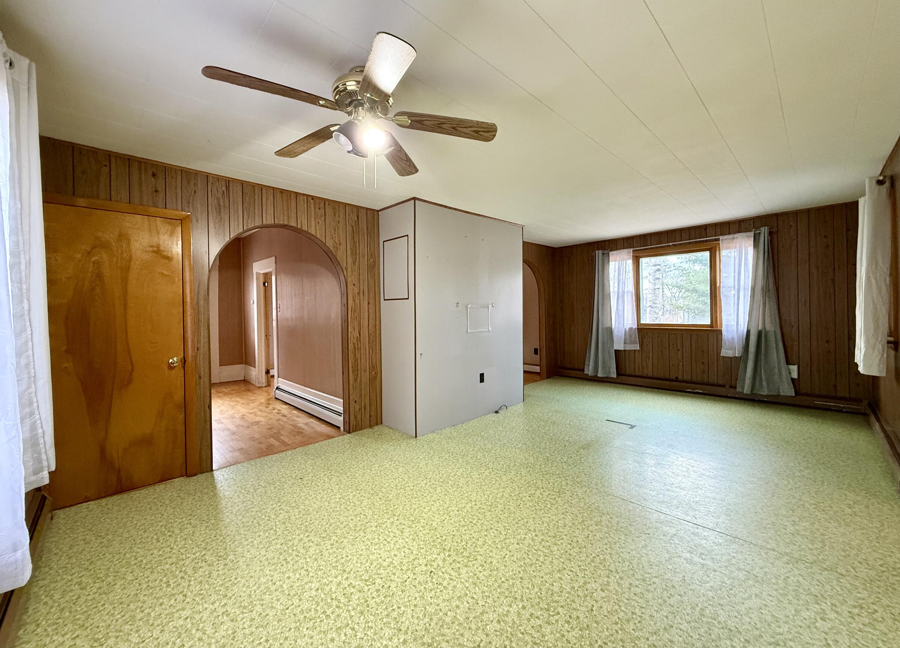 91 Downes Street Calais ME 04619