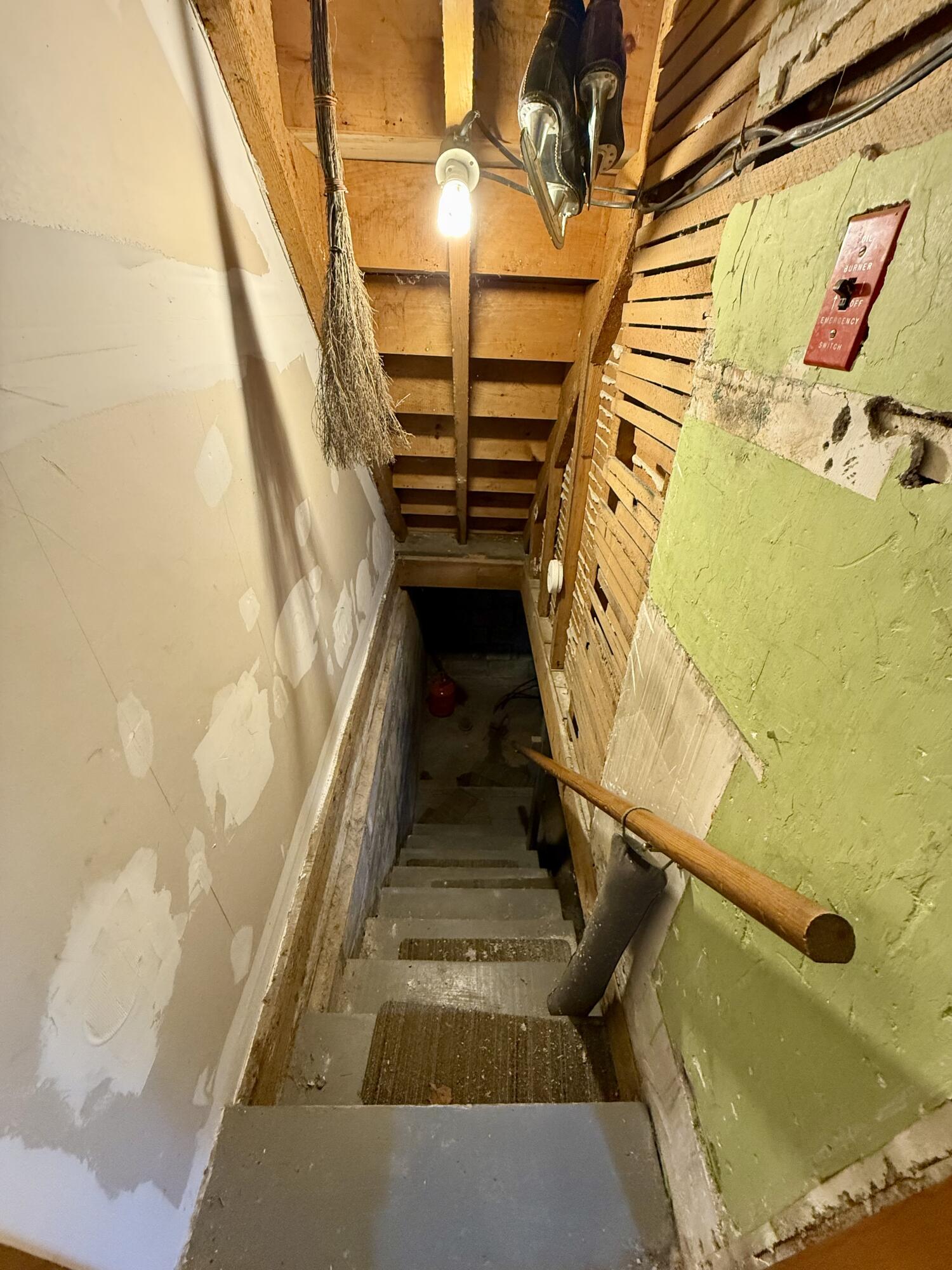 91 Downes Street Calais ME 04619