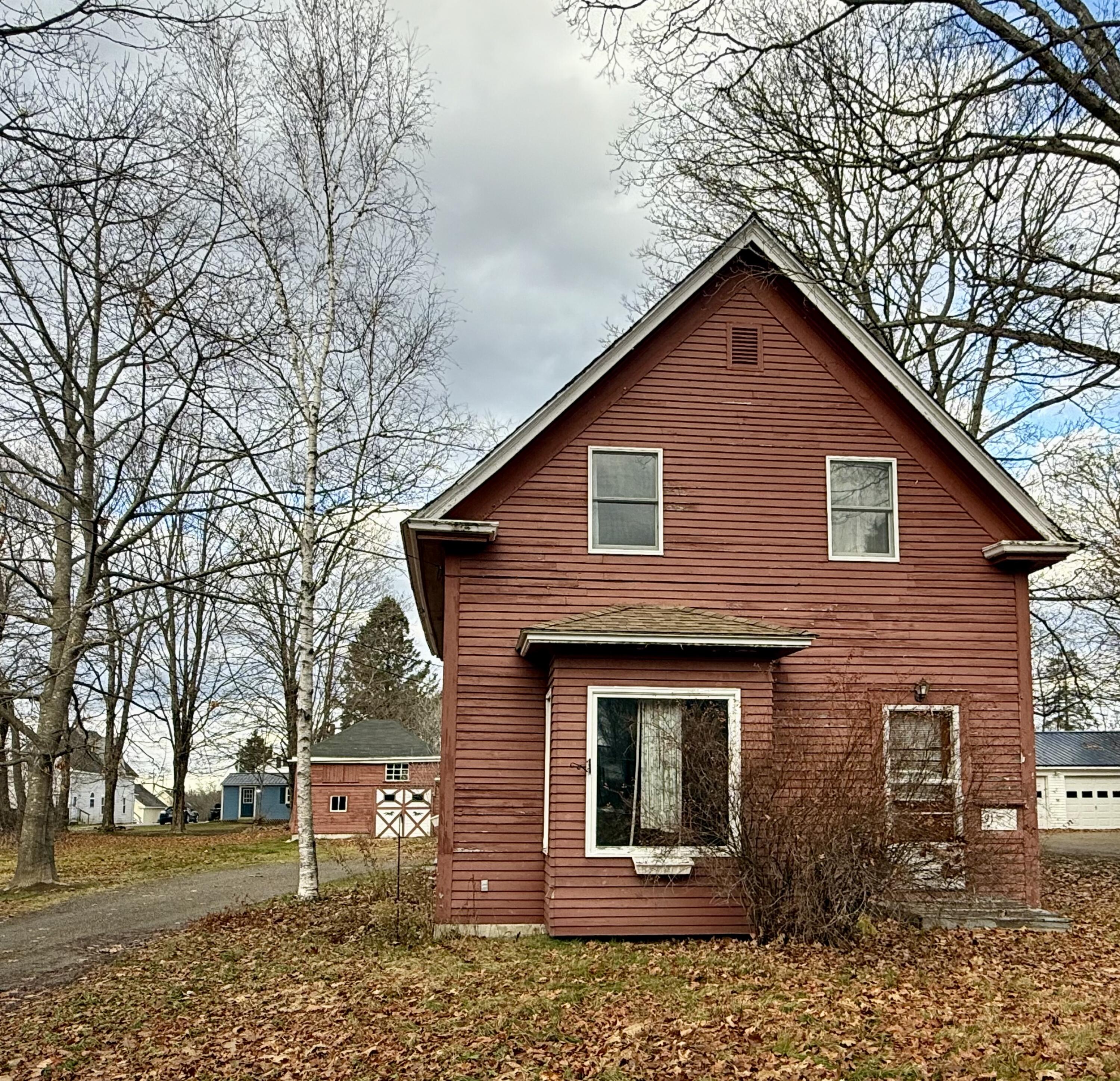 91 Downes Street Calais ME 04619