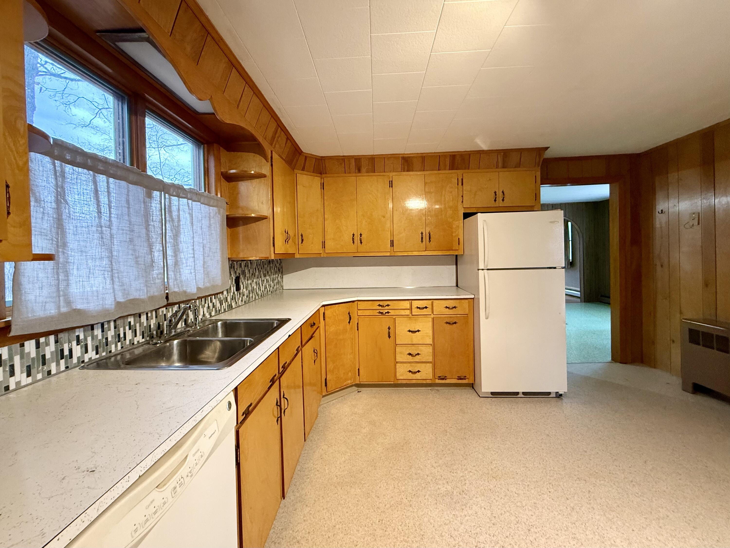 91 Downes Street Calais ME 04619