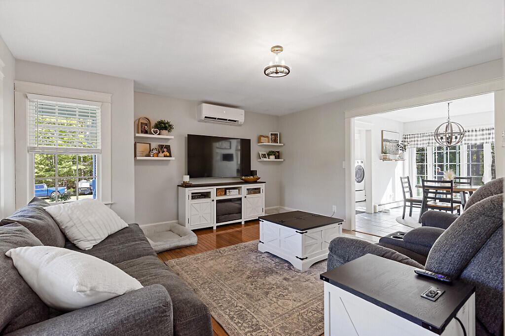 62 Sherwood Lane Vassalboro ME 04989