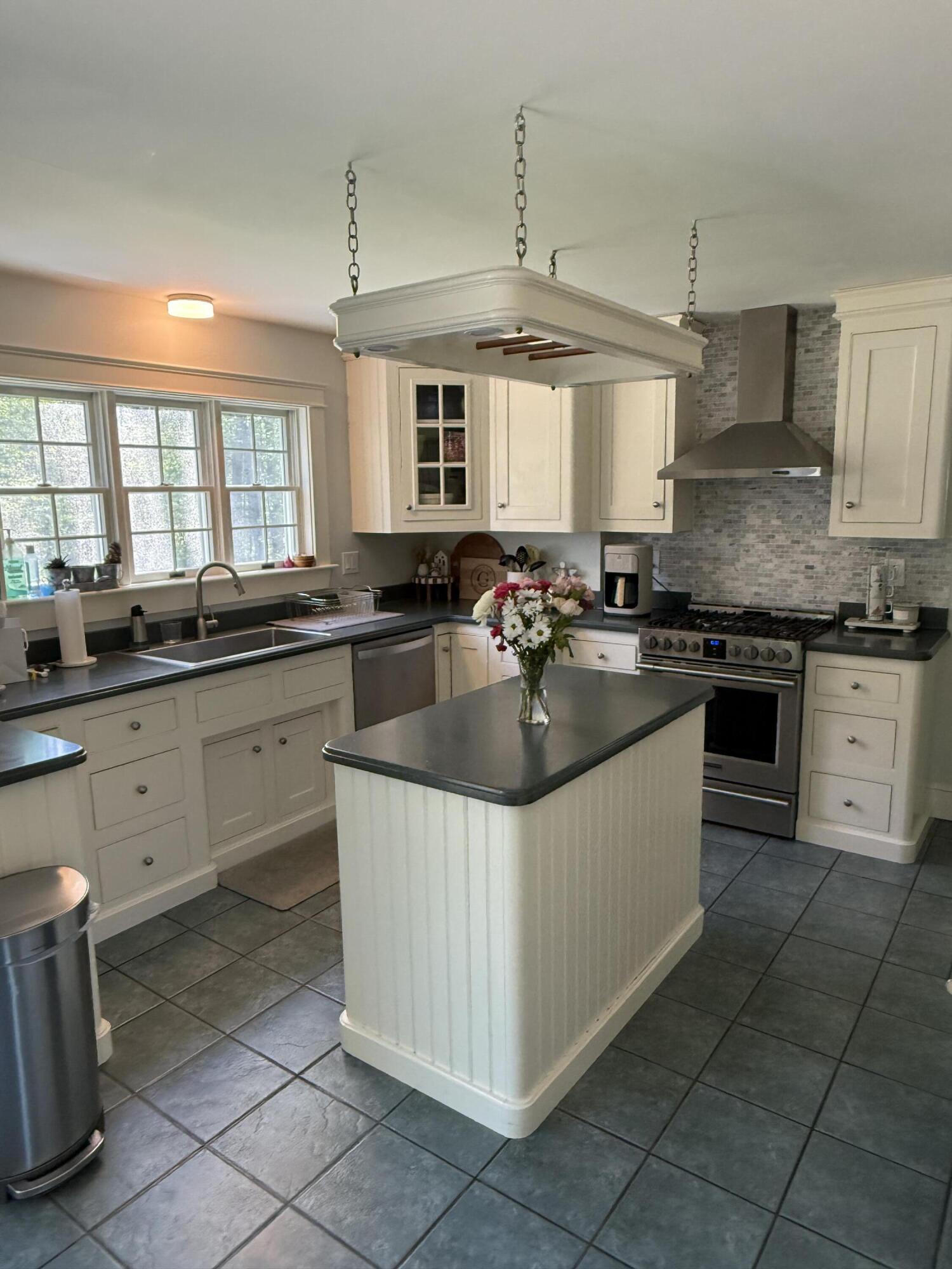 62 Sherwood Lane Vassalboro ME 04989