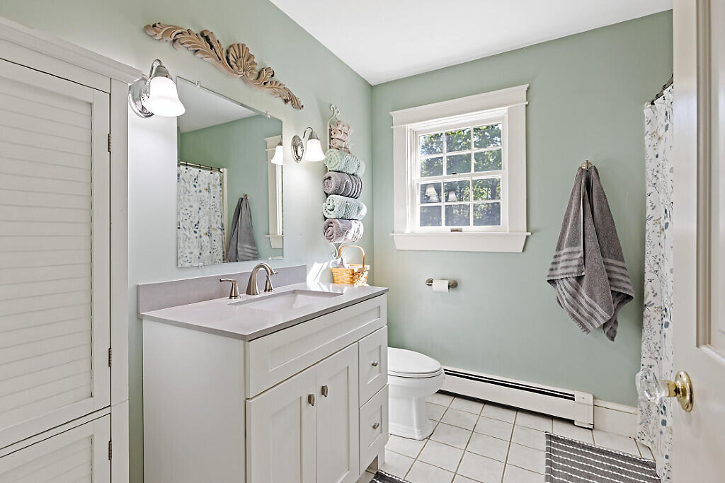 62 Sherwood Lane Vassalboro ME 04989