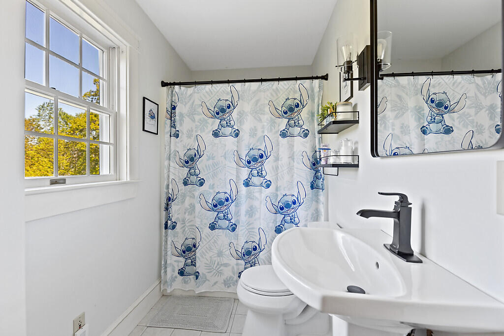 62 Sherwood Lane Vassalboro ME 04989