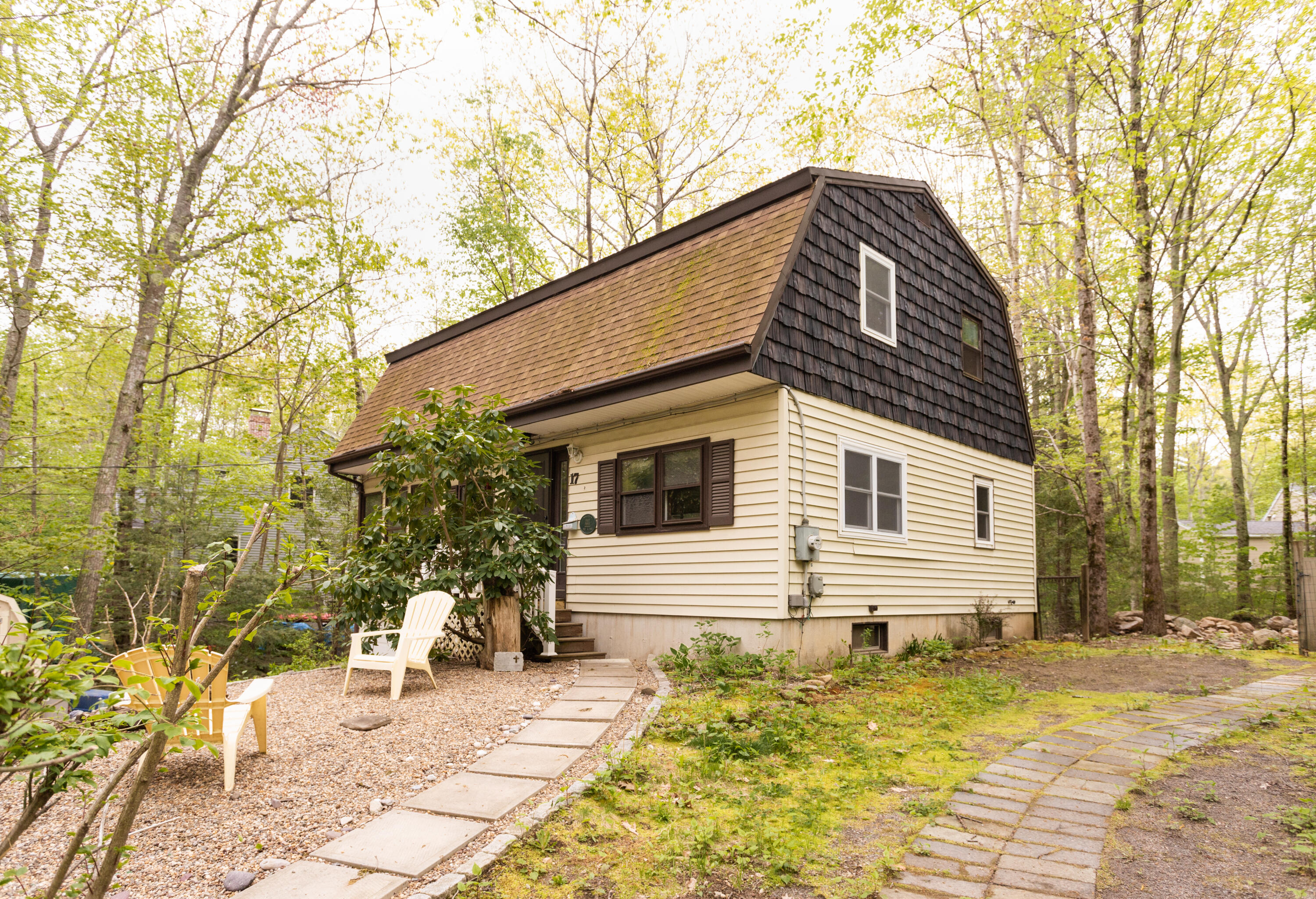 17 Horn Road York ME 03909