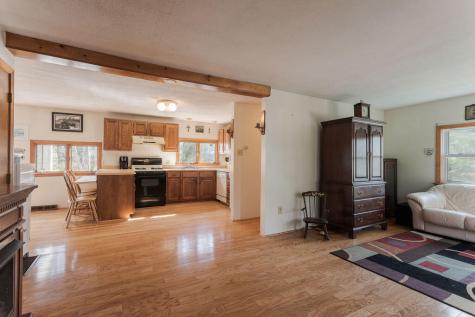 17 Horn Road York ME 03909