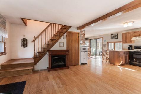 17 Horn Road York ME 03909
