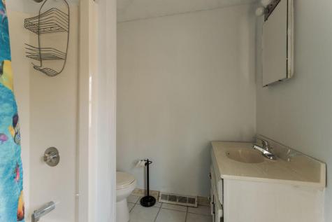 17 Horn Road York ME 03909