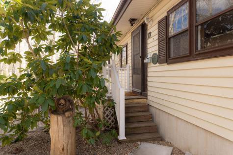 17 Horn Road York ME 03909