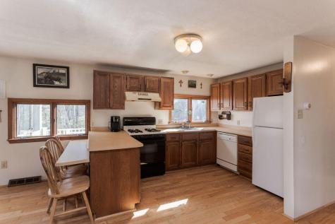 17 Horn Road York ME 03909