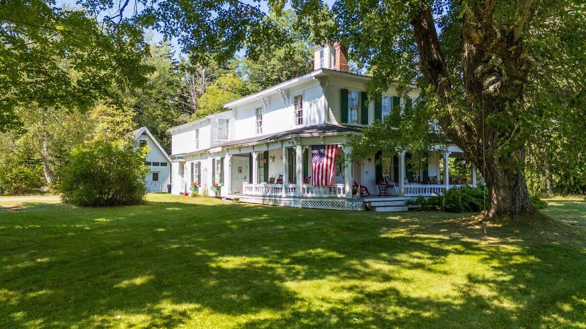 292 & 300 Main Road Islesboro ME 04848