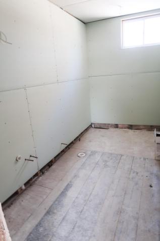 14 Heselton Street Skowhegan ME 04976