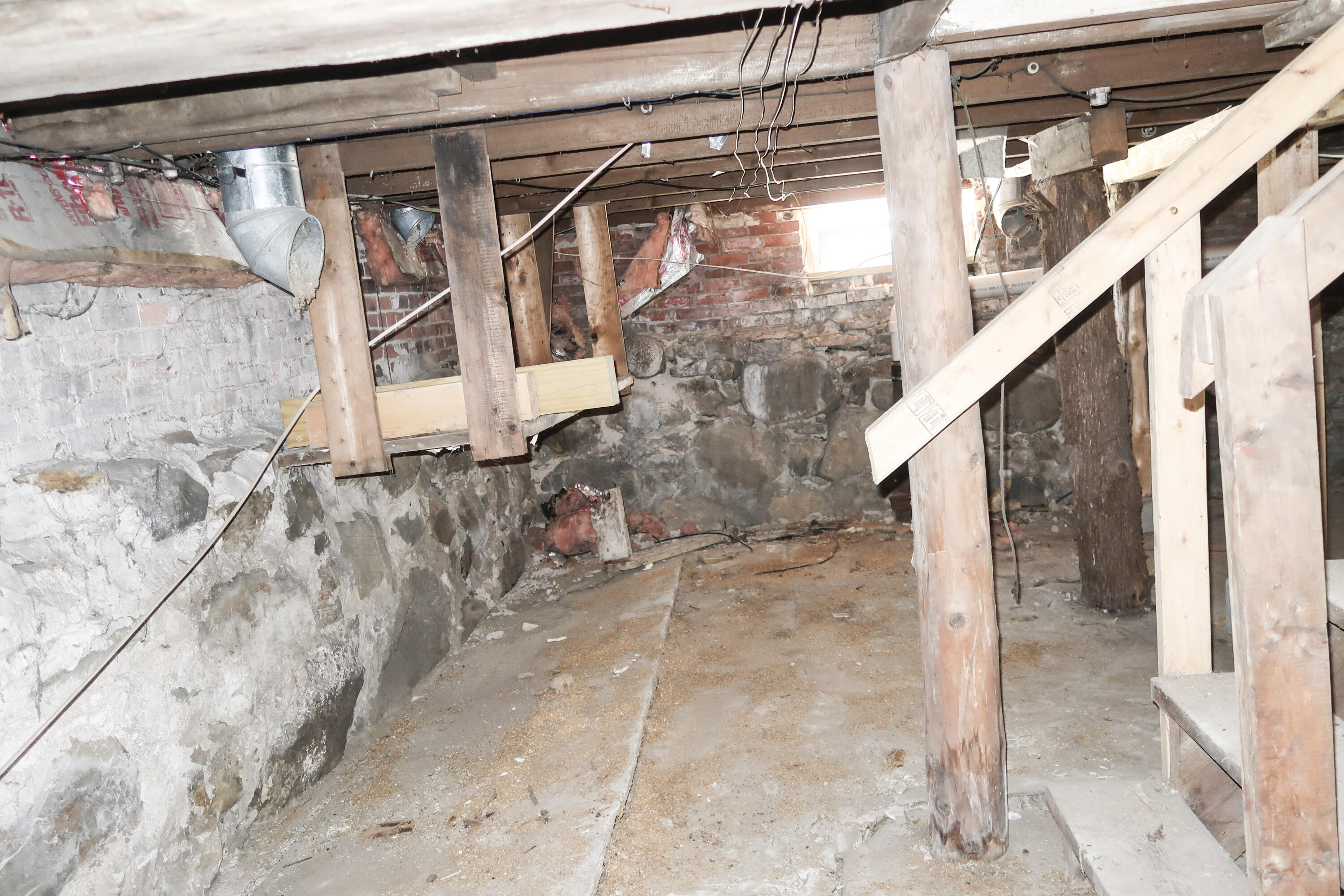 14 Heselton Street Skowhegan ME 04976