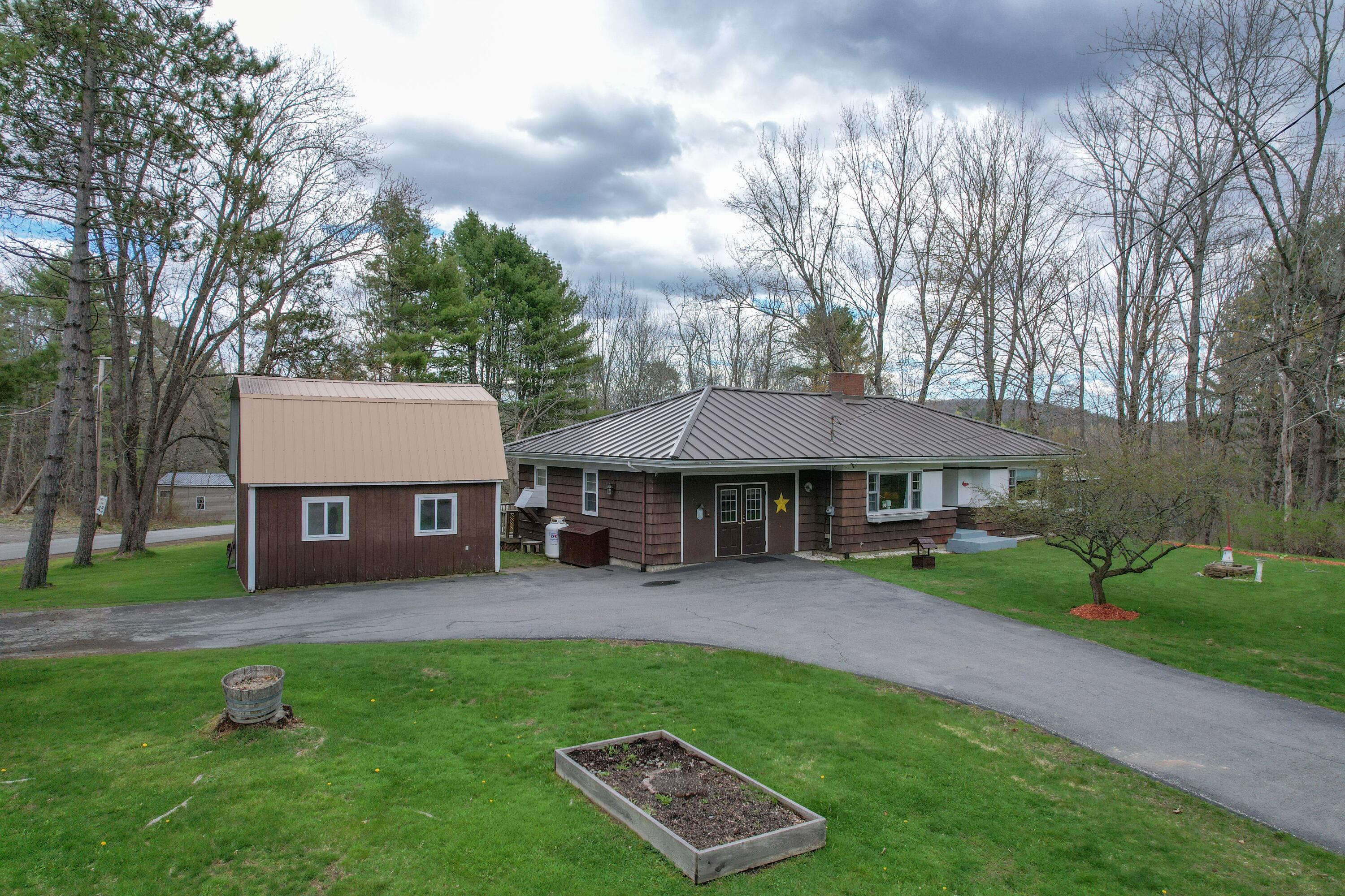 1571 River Road Bucksport ME 04416