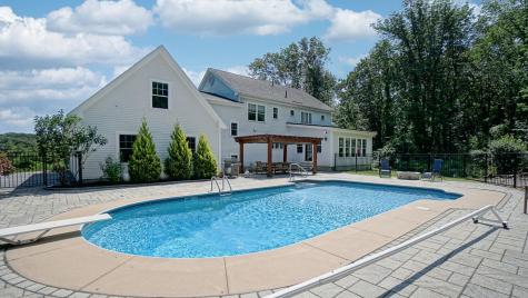 19 Salty Dog Way Falmouth ME 04105