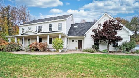 19 Salty Dog Way Falmouth ME 04105