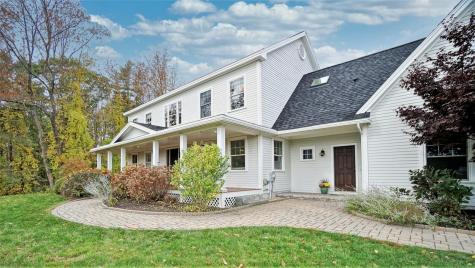 19 Salty Dog Way Falmouth ME 04105