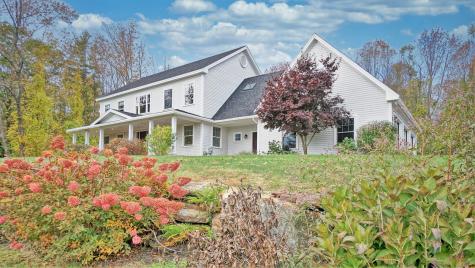 19 Salty Dog Way Falmouth ME 04105