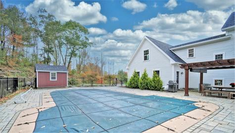 19 Salty Dog Way Falmouth ME 04105