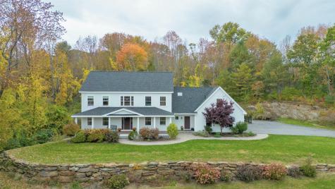 19 Salty Dog Way Falmouth ME 04105