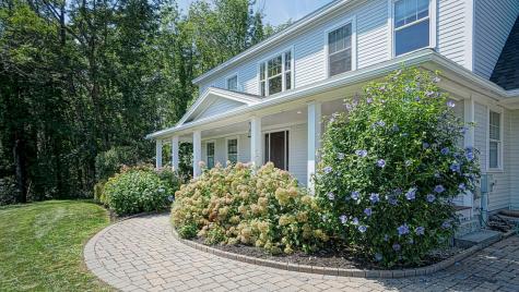 19 Salty Dog Way Falmouth ME 04105