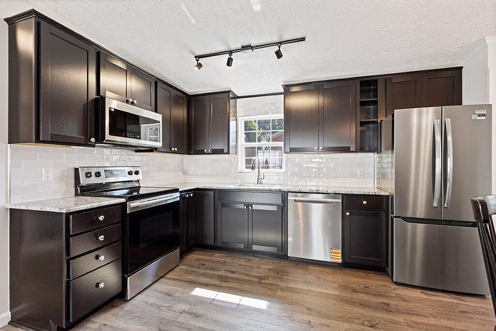 19 Purchase Street Rockland ME 04841