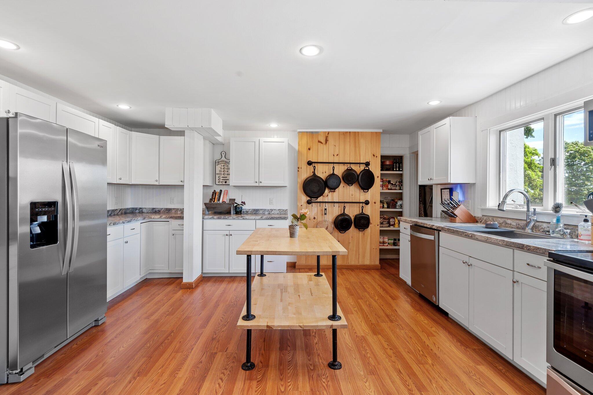 284 Allen Road Pownal ME 04069