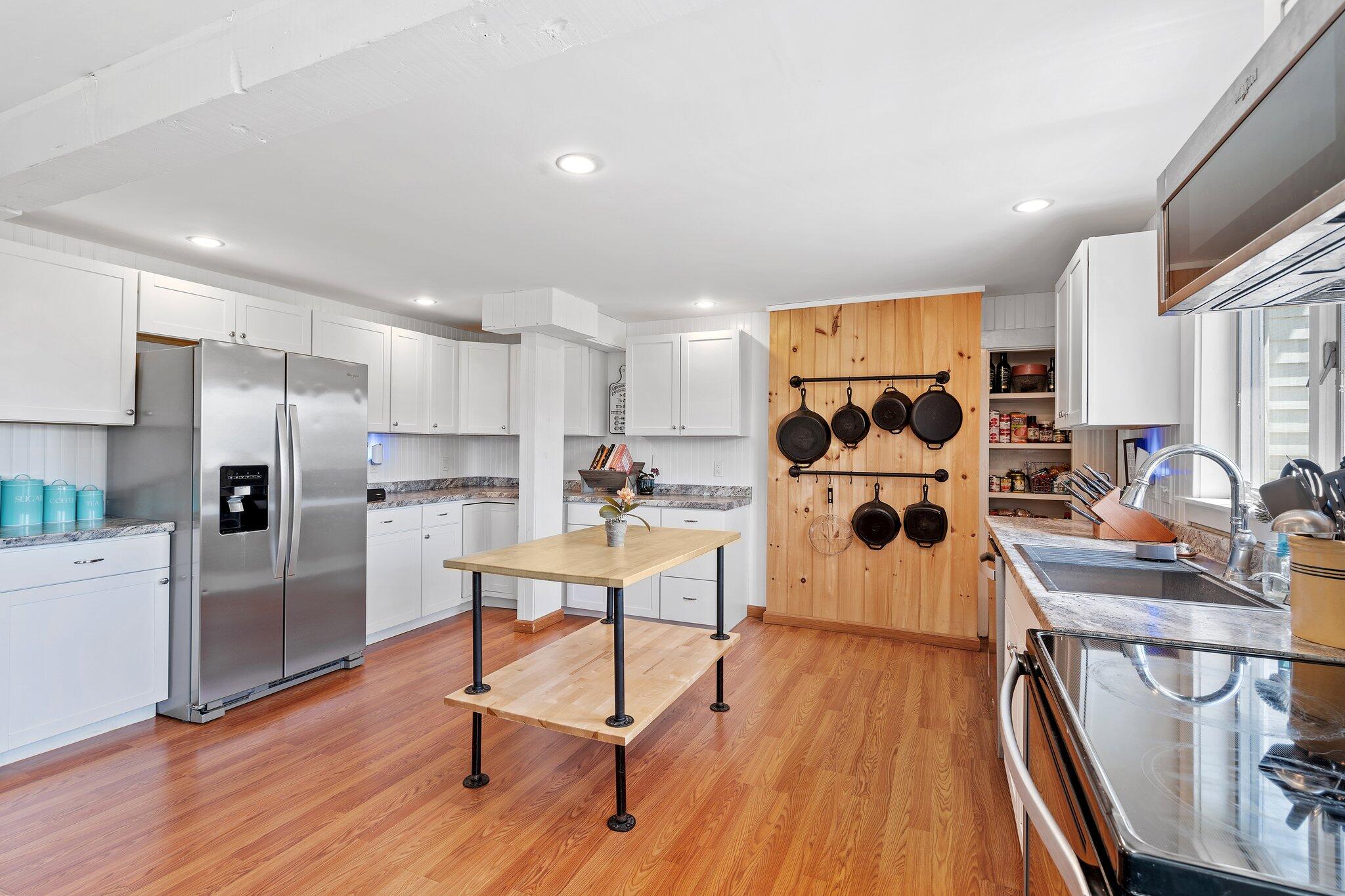 284 Allen Road Pownal ME 04069