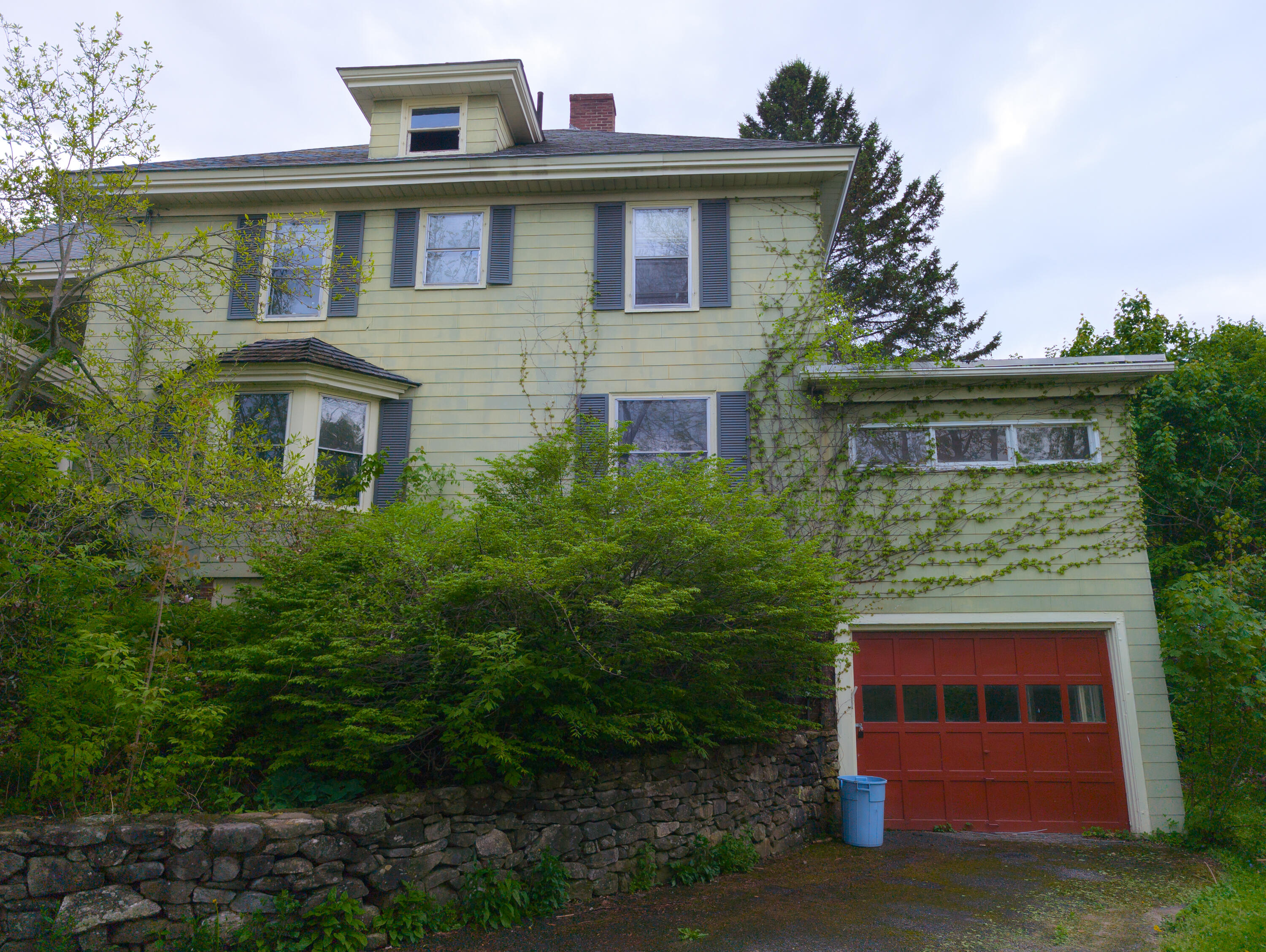 325 Court Street Auburn ME 04210