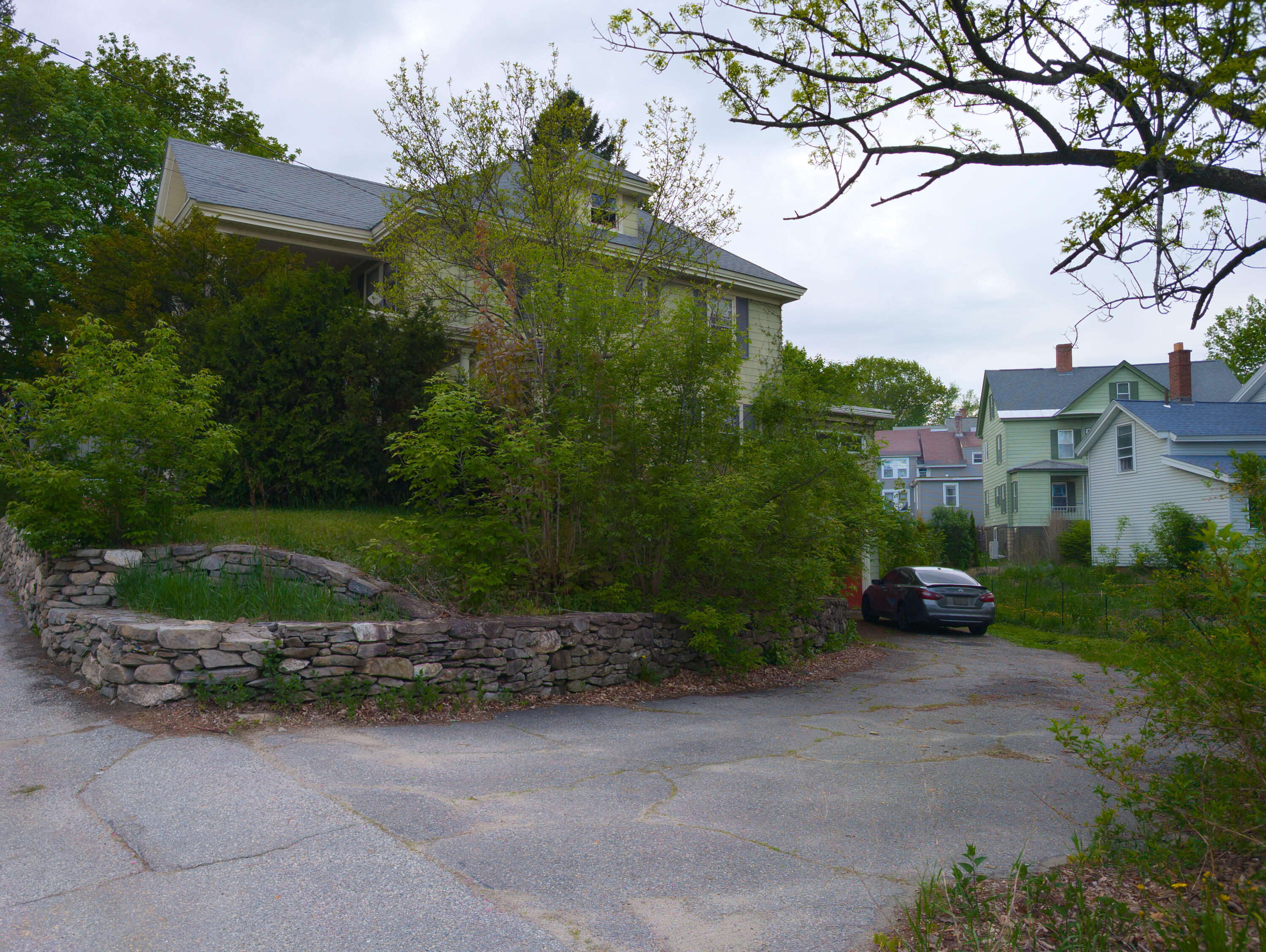 325 Court Street Auburn ME 04210