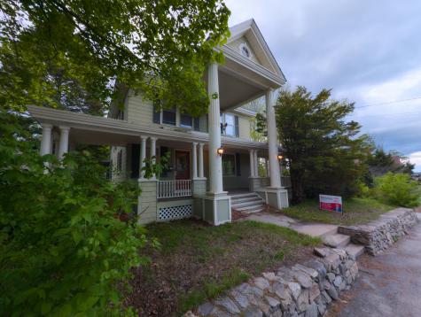 325 Court Street Auburn ME 04210