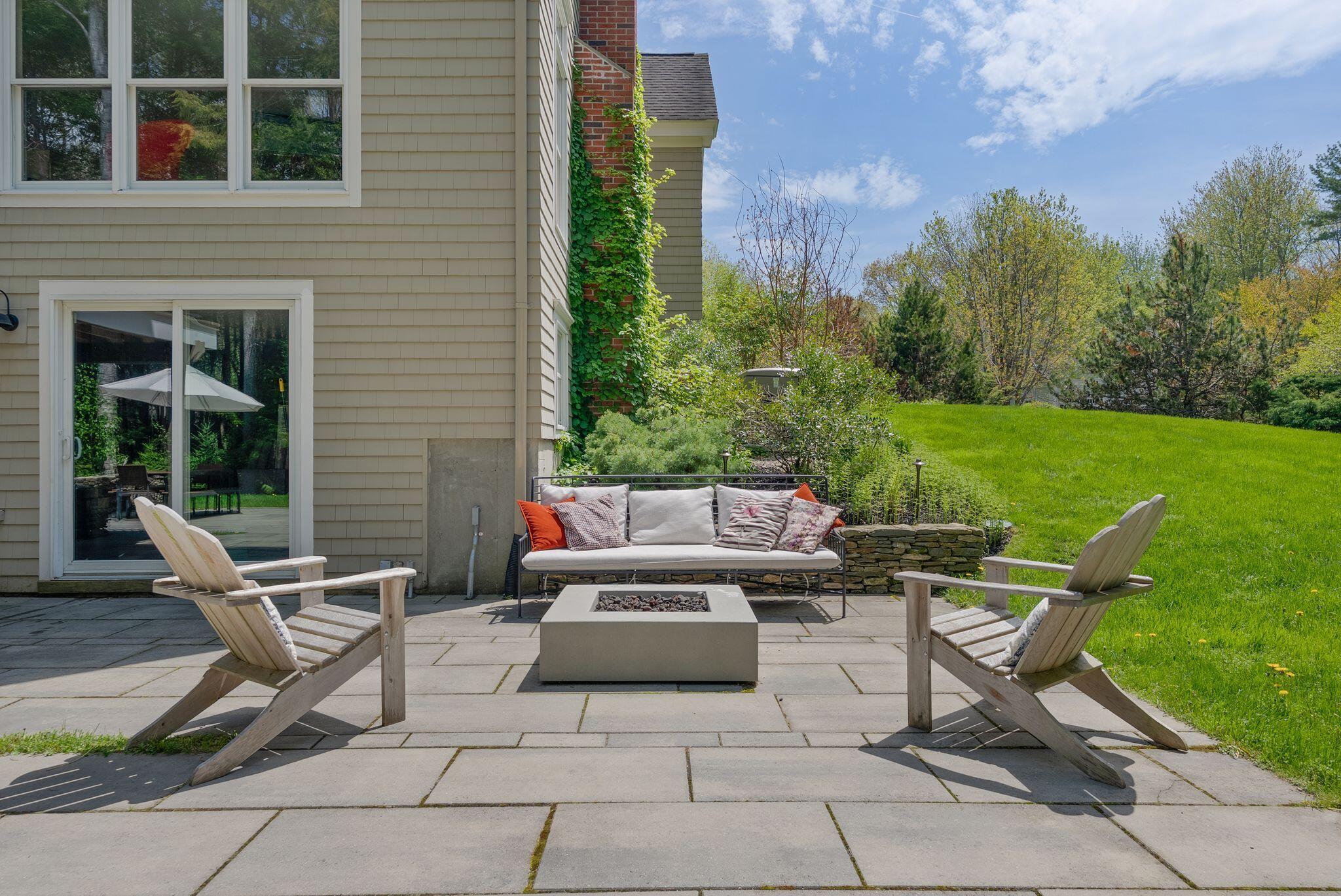 2 Tiger Lily Lane Cape Elizabeth ME 04107