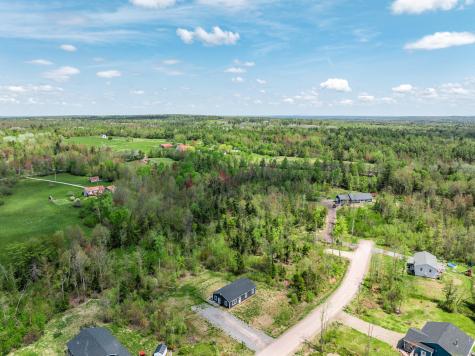 52 Lindsay Drive Levant ME 04456